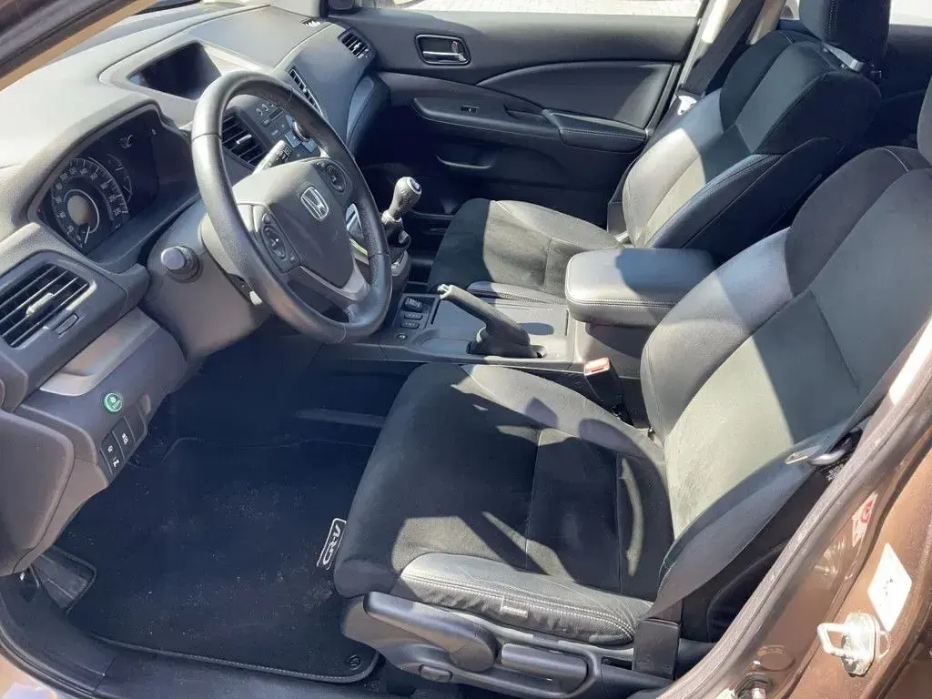 Gebraucht Honda CR-V Lifestyle 155 PS (114 kW) 2015 Braun / urban titanium (metallic) SUV