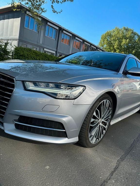 Gebraucht Audi A6 Ambiente 320 PS (235 kW) 2015 Silber Kombi