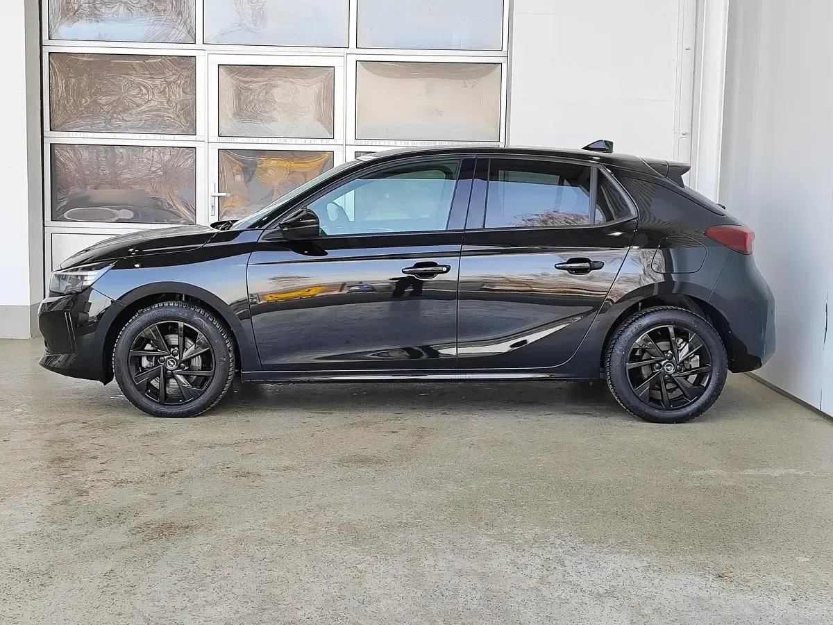 Gebraucht Opel Corsa 101 PS (74 kW) 2023 Diamant schwarz (metallic) Kleinwagen