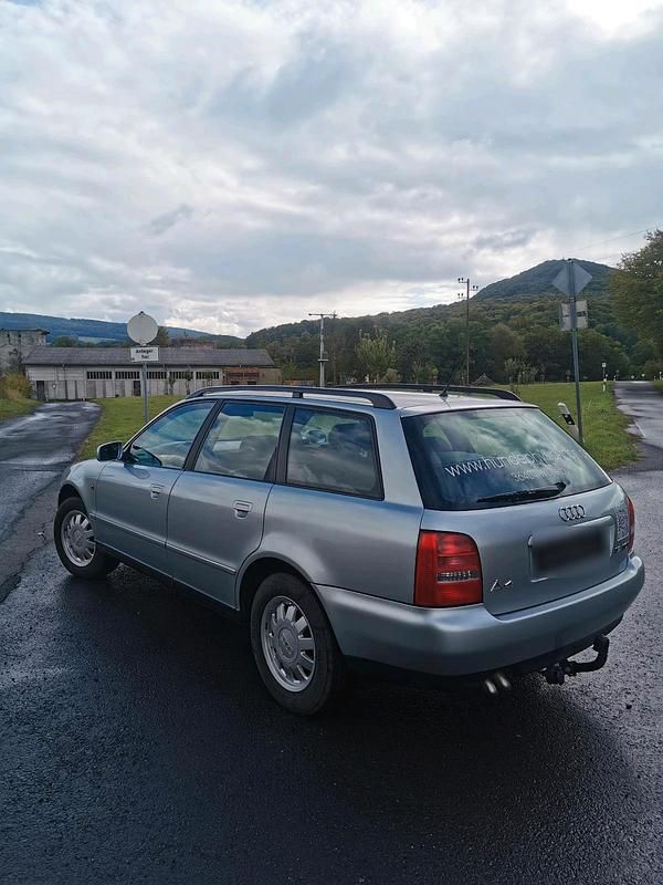 Gebraucht Audi A4 110 PS (80 kW) 1998 Silber Kombi