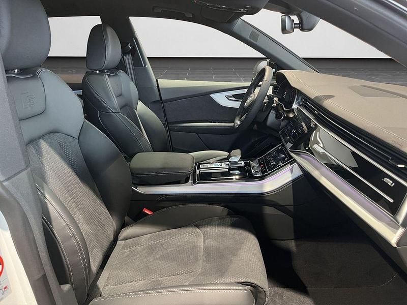 Neu Audi Q8 Business 286 PS (210 kW) 2026 Weiß SUV