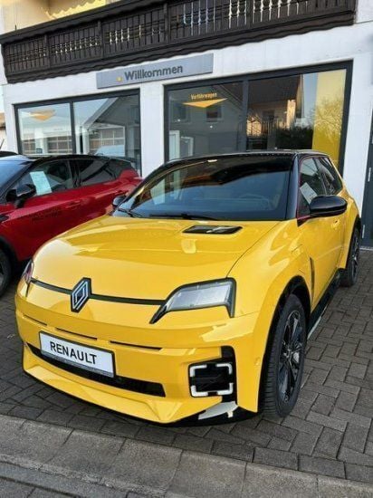 Popyellow / blackpearlschwa Gebraucht 2025 Renault R5 Iconic Kleinwagen | 33.490 € (Fairer Preis) - Bild 1/4