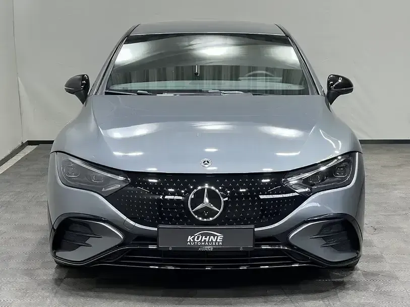 Gebraucht Mercedes EQE350 Premium 214 kW (292 PS) 2025 Lack selenitgrau Limousine