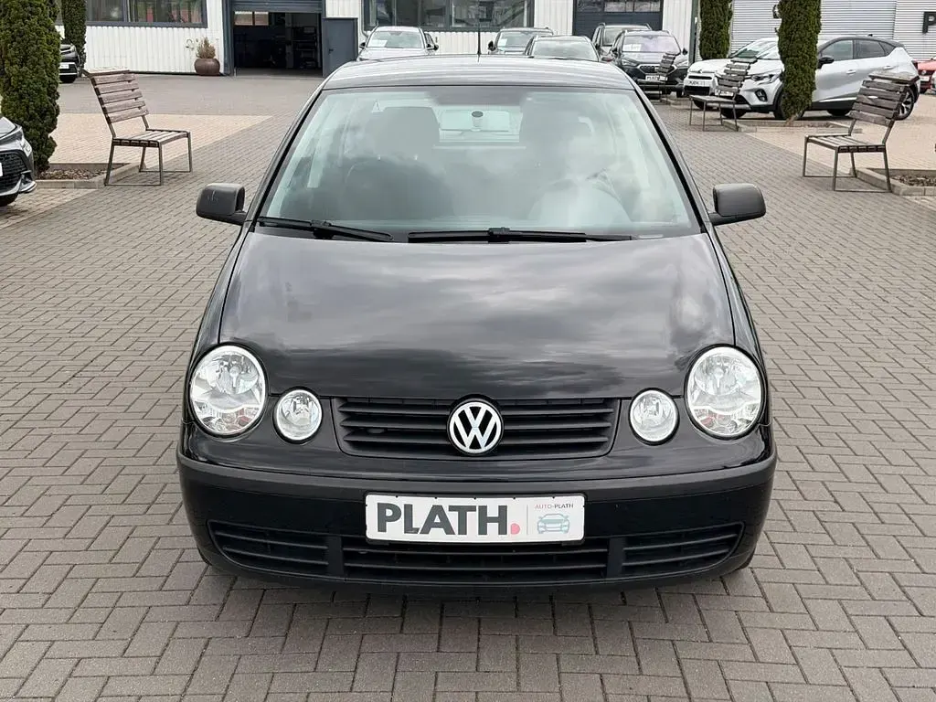 Gebraucht VW Polo Basis 64 PS (47 kW) 2003 Schwarz Limousine