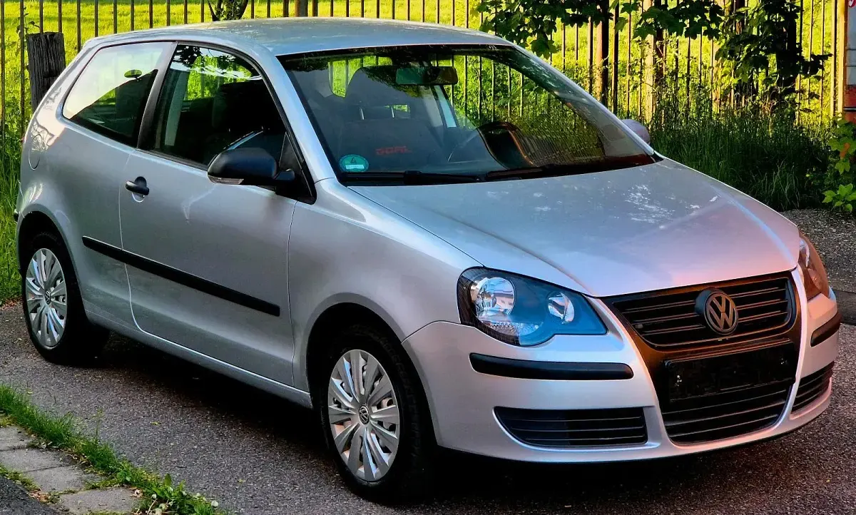 Gebraucht VW Polo 80 PS (58 kW) 2006 Silber Kleinwagen