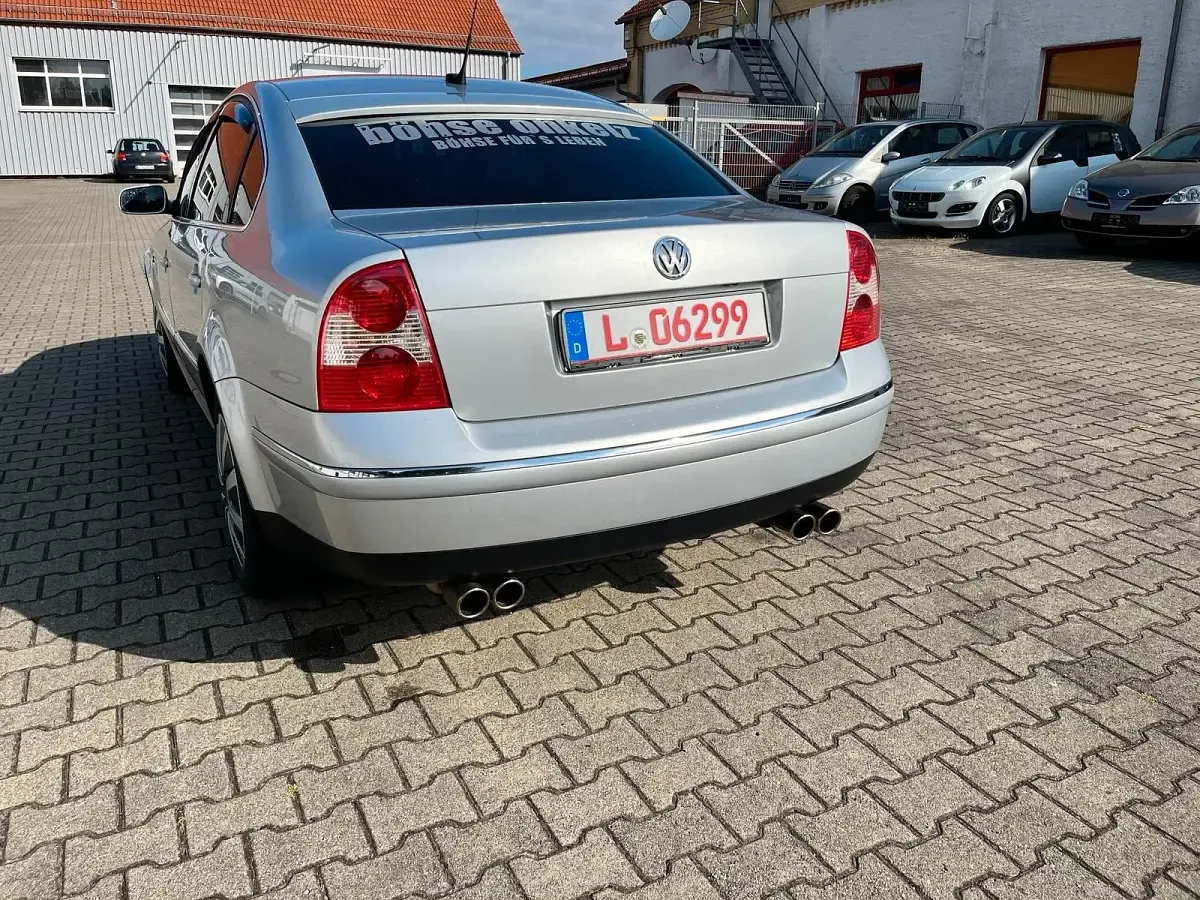 Gebraucht VW Passat Highline 192 PS (141 kW) 2001 Limousine