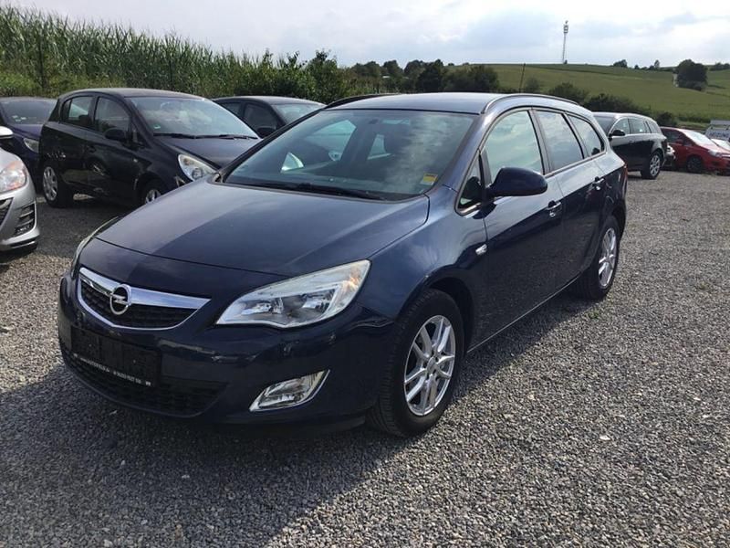 Blau Gebraucht 2012 Opel Astra Design Edition Kombi | 2.900 € (Superpreis) - Bild 1/4