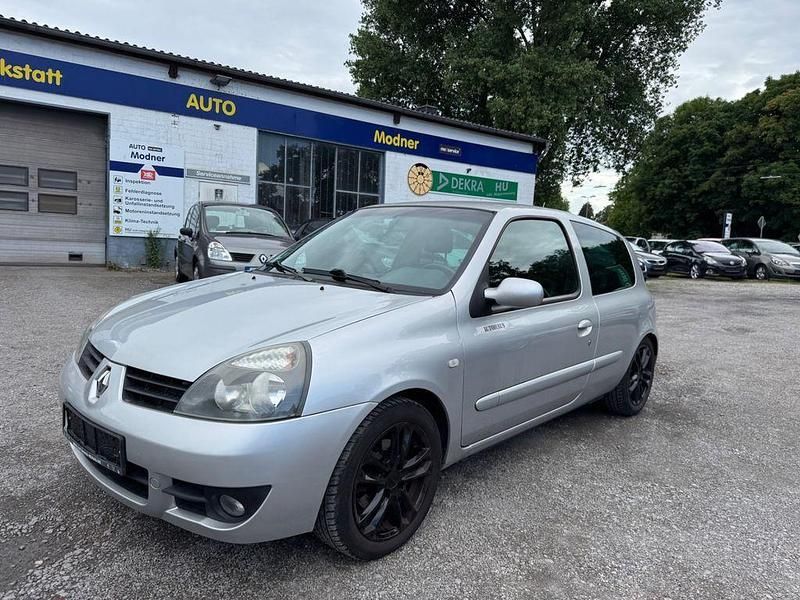 Silber Gebraucht 2007 Renault Clio II Campus Limousine | 1.490 € (Fairer Preis) - Bild 1/4