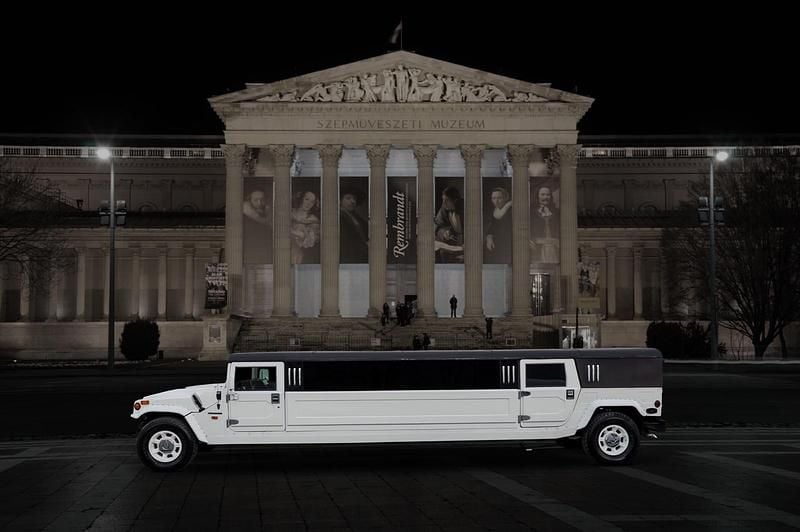Weiß Gebraucht 1996 Hummer H1 SUV | 64.900 € - Bild 1/4