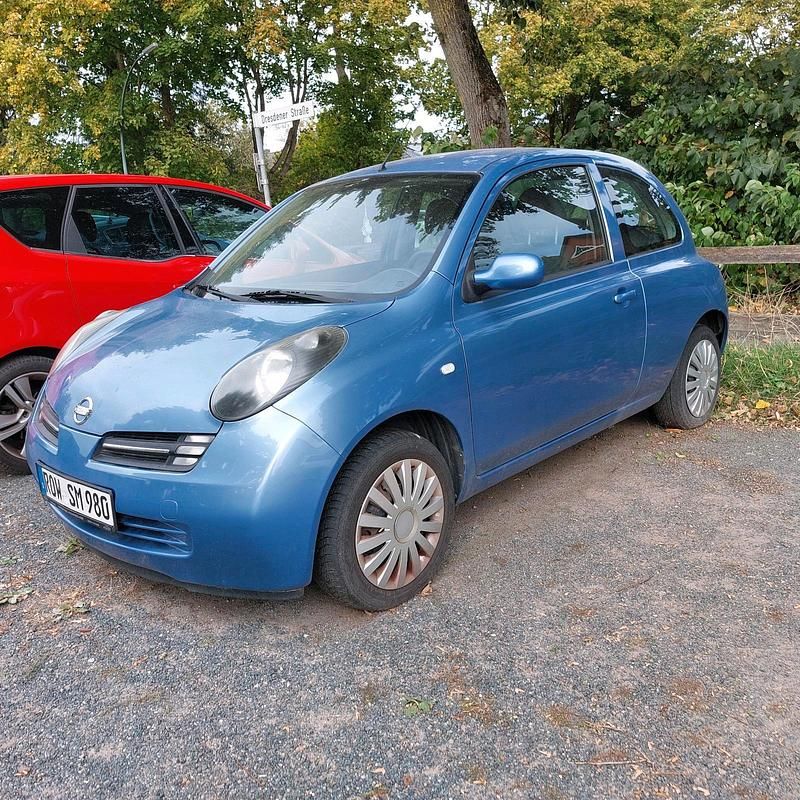 Blau Gebraucht 2004 Nissan Micra Kleinwagen | 750 € (Superpreis) - Bild 1/4