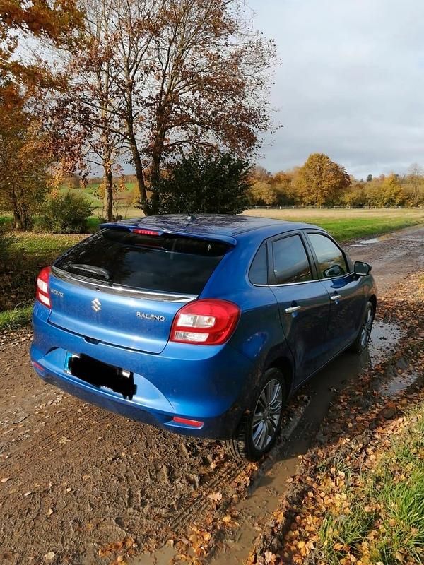 Gebraucht Suzuki Baleno Comfort 112 PS (82 kW) 2017 Blau Limousine