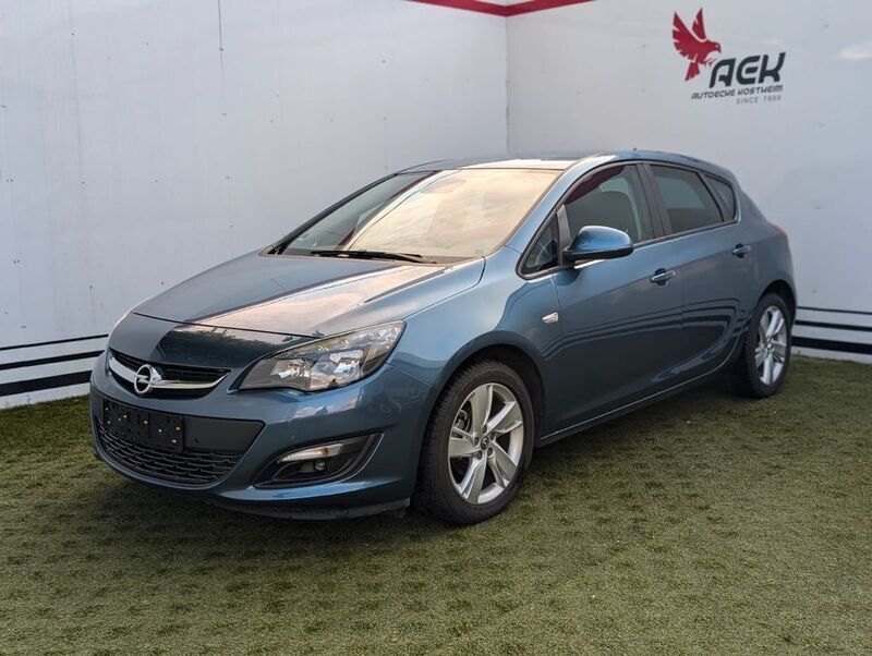 Blau Gebraucht 2015 Opel Astra Style Limousine | 7.995 € (Guter Preis) - Bild 1/4