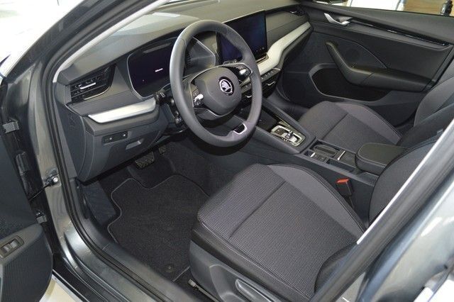 Gebraucht Skoda Octavia Selection 150 PS (110 kW) 2024 Graphitegrau metallic Kombi