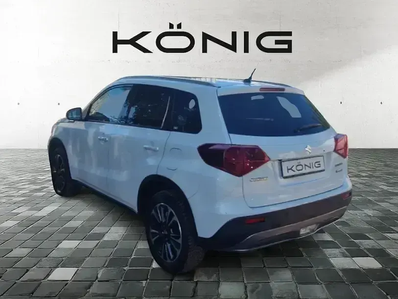 Gebraucht Suzuki Vitara Comfort+ 129 PS (94 kW) 2021 Weiß SUV