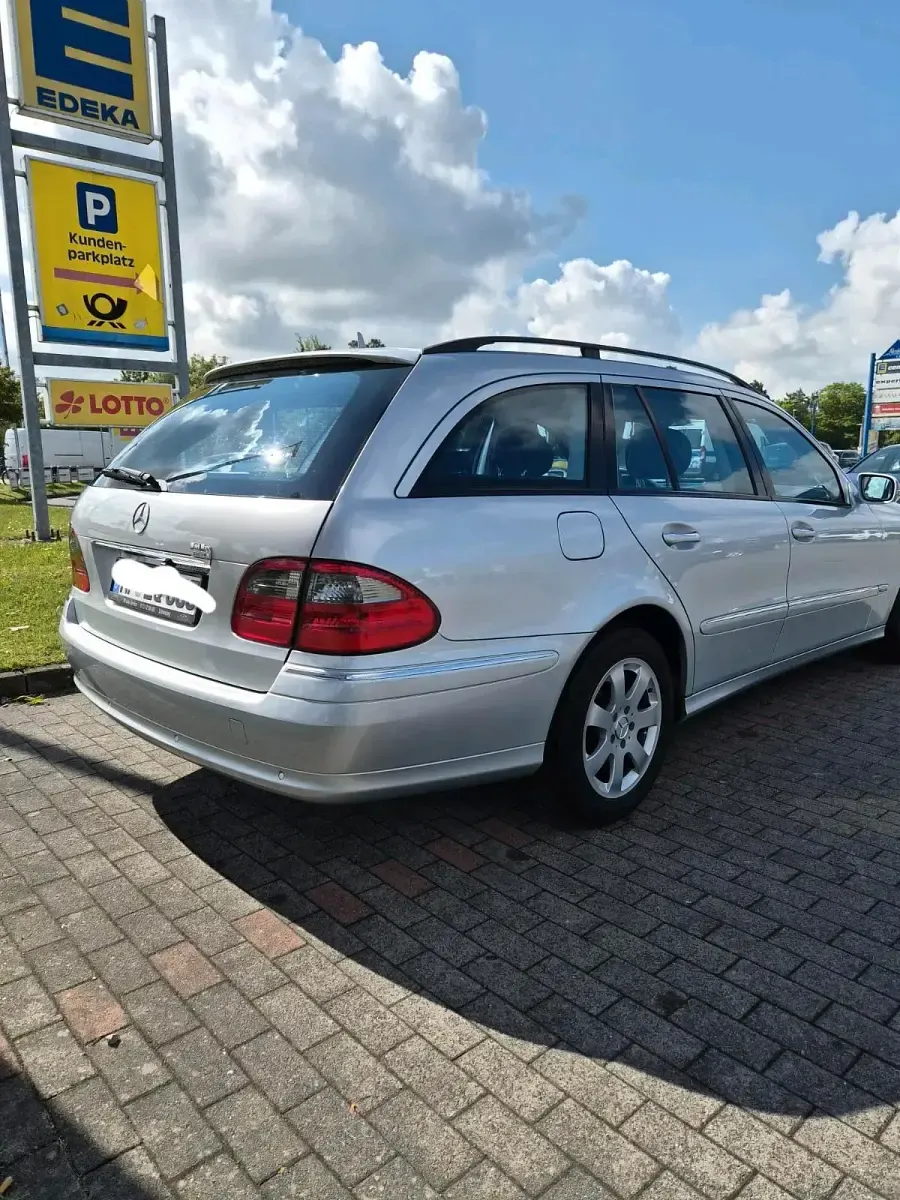 Second-hand Mercedes E200 184 CP (135 kW) 2007 Argintiu Break