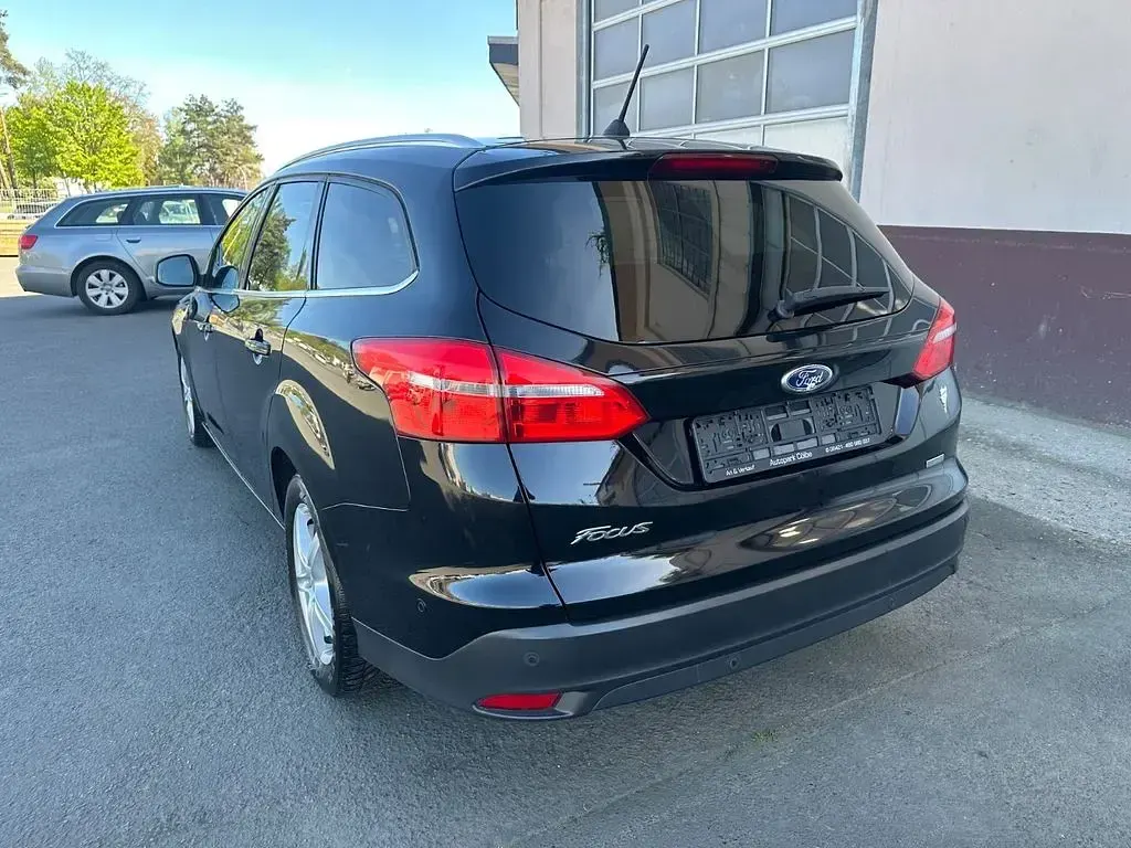 Usata Ford Focus Titanium 125 CV (91 kW) 2018 Nero Berlina