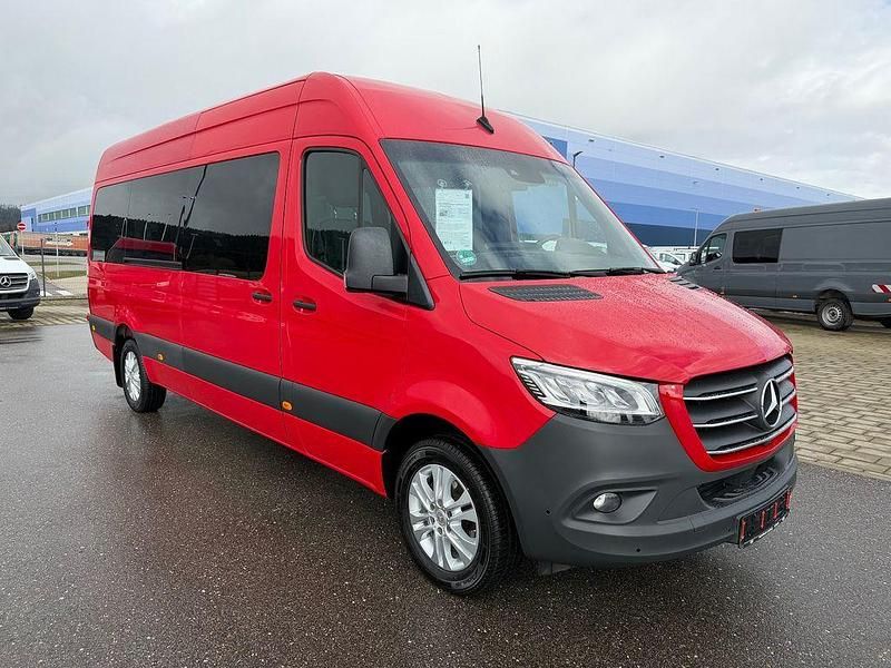 Gebraucht Mercedes Sprinter 163 PS (119 kW) 2021 Rot Van