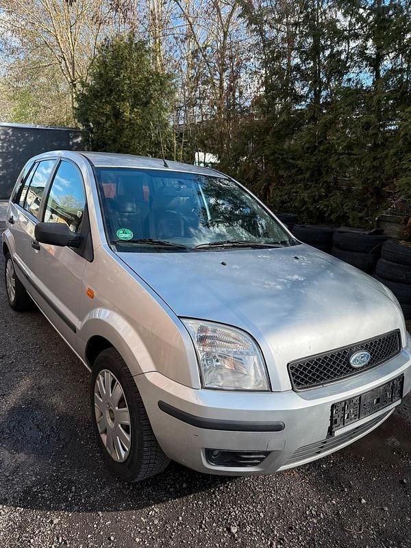 Gebraucht Ford Fusion 80 PS (58 kW) 2005 Silber Kleinwagen