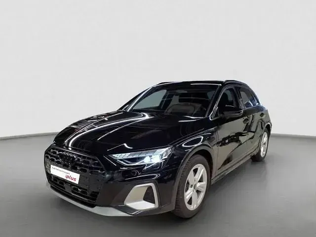 Gebraucht Audi A3 Ambiente 204 PS (150 kW) 2025 Mythosschwarz metallic Kombi