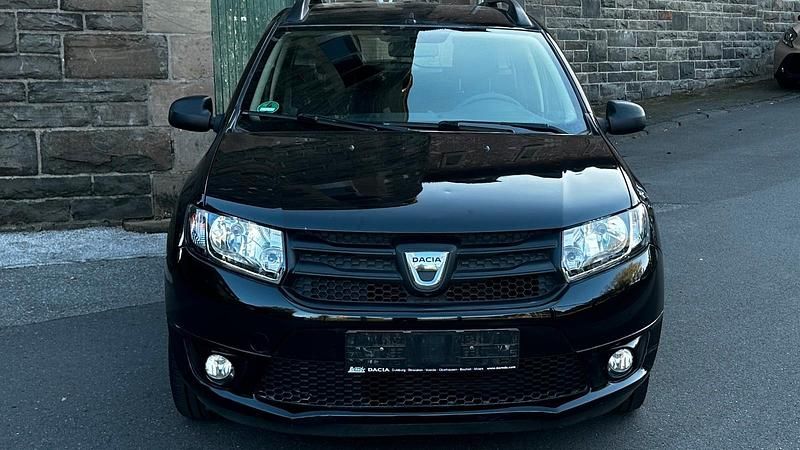 Schwarz Gebraucht 2014 Dacia Logan MCV Ambiance Kombi | 3.800 € - Bild 1/4