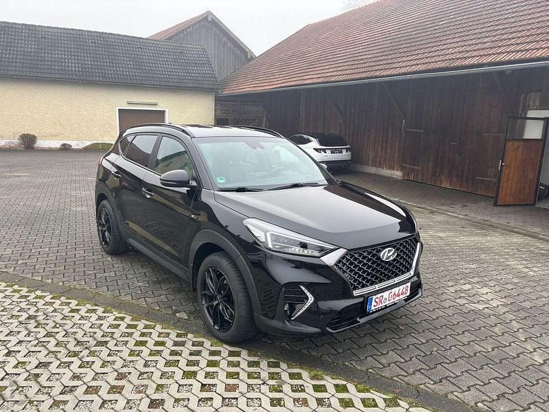 Schwarz Gebraucht 2020 Hyundai Tucson N Line SUV | 22.800 € (Fairer Preis) - Bild 1/4