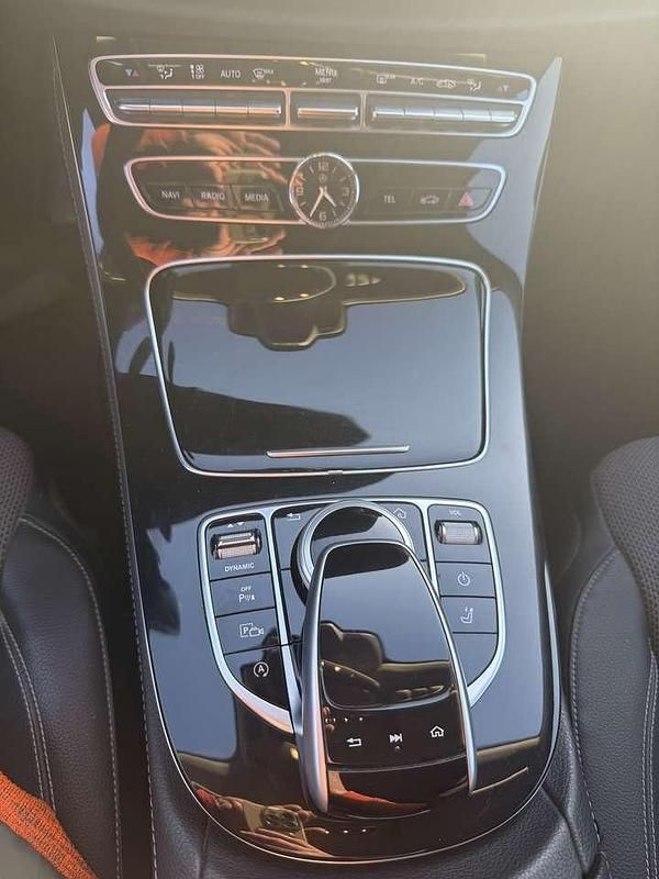 Gebraucht Mercedes E220 Avantgarde 194 PS (142 kW) 2016 Kombi