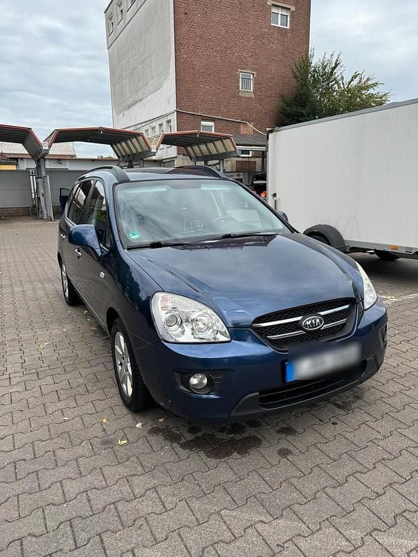 Blau Gebraucht 2009 Kia Carens Van / Kleinbus | 2.350 € (Fairer Preis) - Bild 1/4