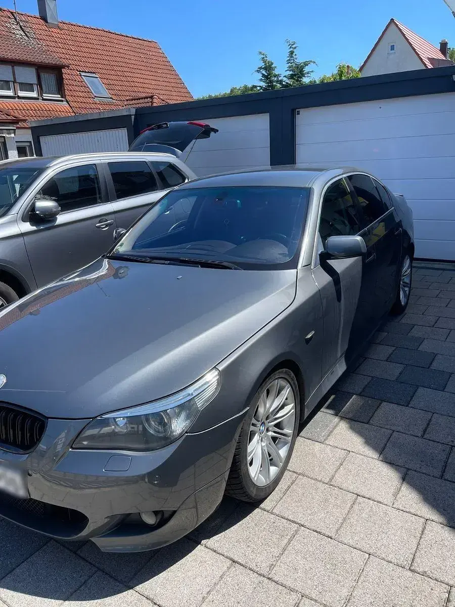 Gebraucht BMW 520 M Sport 170 PS (125 kW) 2004 Grau Limousine