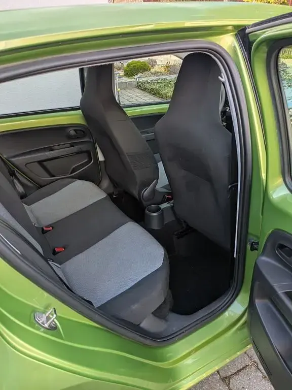 Gebraucht Skoda Citigo Active 60 PS (44 kW) 2014 Grün Kleinwagen