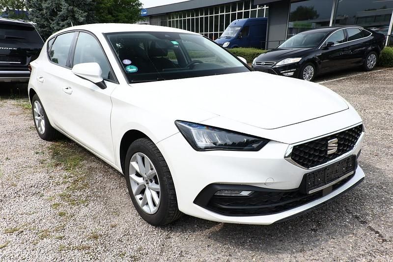 Gebraucht Seat Leon 110 PS (80 kW) 2021 Weiß