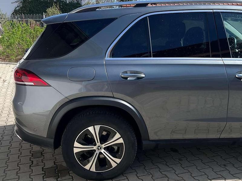 Gebraucht Mercedes GLE350 Exclusive 194 PS (142 kW) 2021 Grau SUV