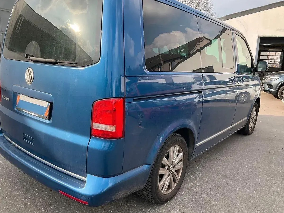 Occasion VW T5 Highline 179 ch (131 kW) 2012 Bleue Van