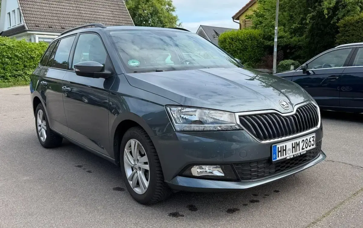 Gebraucht Skoda Fabia Ambition 95 PS (69 kW) 2022 Grau Kleinwagen