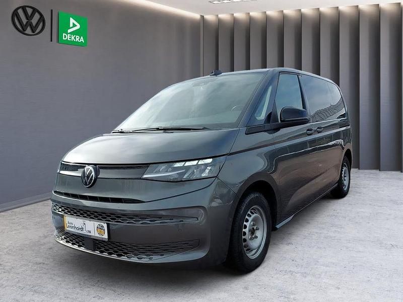 Gebraucht VW Multivan Basis 150 PS (110 kW) 2024 Grau Van