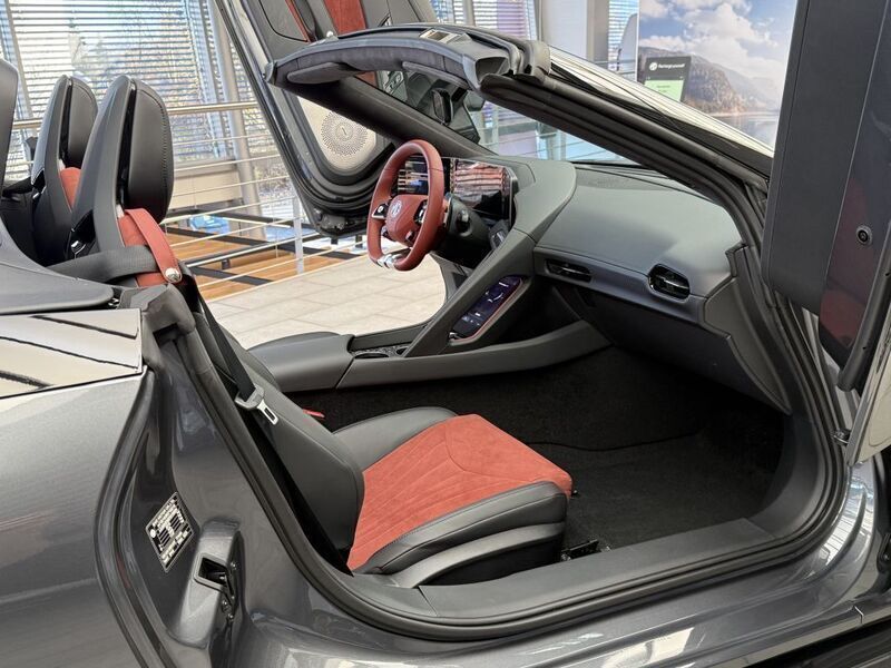 Neu MG Cyberster 375 kW (510 PS) 2025 Grau Cabrio