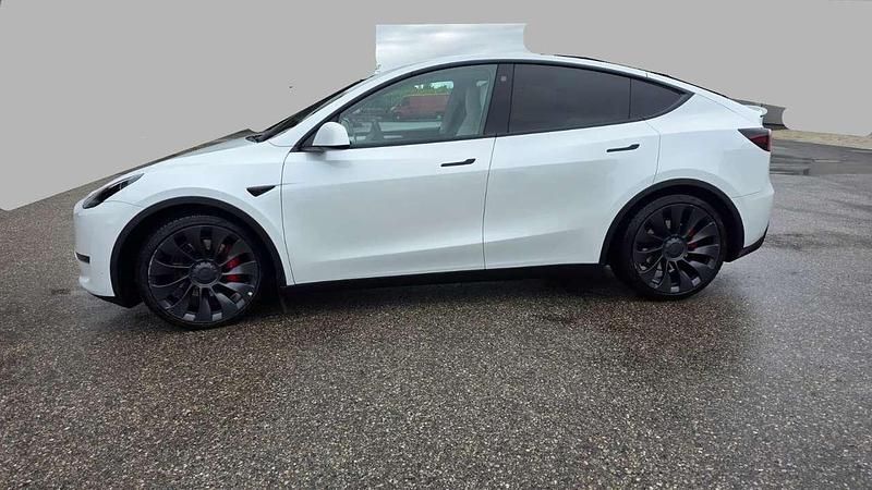 Gebraucht Tesla Model Y Performance 392 kW (534 PS) 2023 Weiß SUV