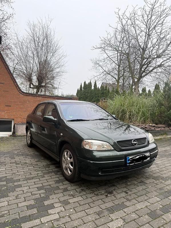 Gebraucht Opel Astra 116 PS (85 kW) 2002 Grün Kleinwagen