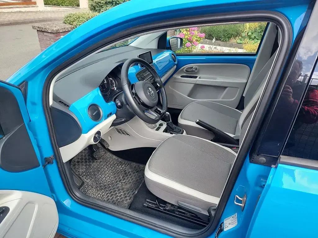 Gebraucht VW e-up! 60 kW (82 PS) 2015 Blau Kleinwagen