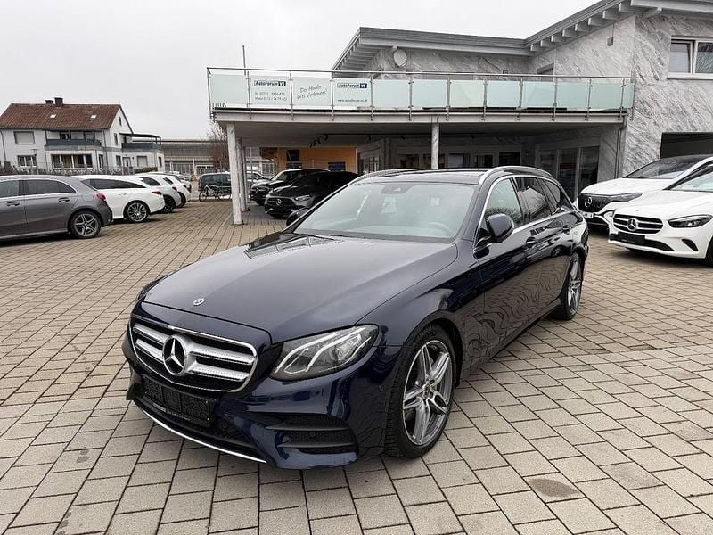 Gebraucht Mercedes E220 AMG 194 PS (142 kW) 2019 Blau Limousine