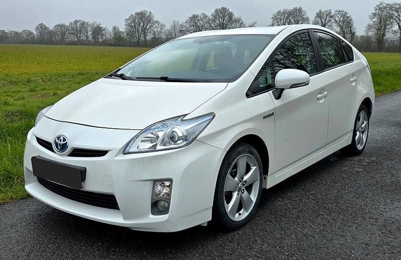 Gebraucht Toyota Prius 136 PS (100 kW) 2009 Weiß Kleinwagen