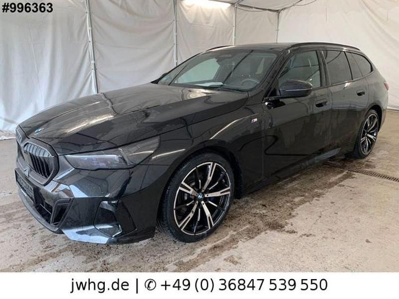 Gebraucht BMW 520 M Sport 197 PS (144 kW) 2024 Schwarz Limousine