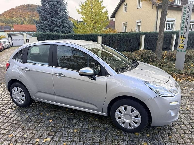 Lackierung grau/metallic Gebraucht 2015 Citroën C3 SELECTION Kleinwagen | 5.900 € (Fairer Preis) - Bild 1/4