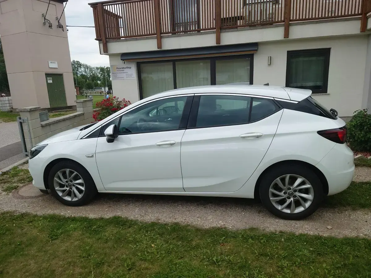 Gebraucht Opel Astra Elegance 105 PS (77 kW) 2022 Weiß Kleinwagen