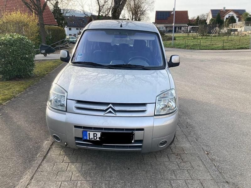 Gebraucht Citroën Berlingo 90 PS (66 kW) 2005 Silber Van / Kleinbus