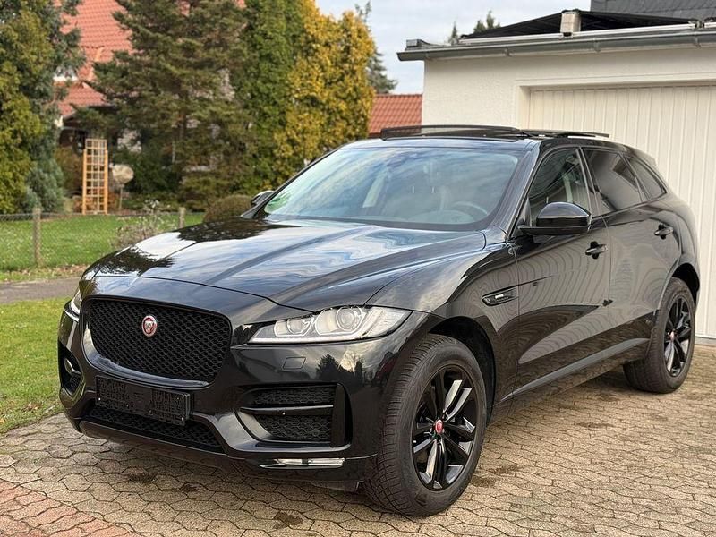 Schwarz Gebraucht 2018 Jaguar F-Pace R-Sport SUV | 18.500 € (Fairer Preis) - Bild 1/4