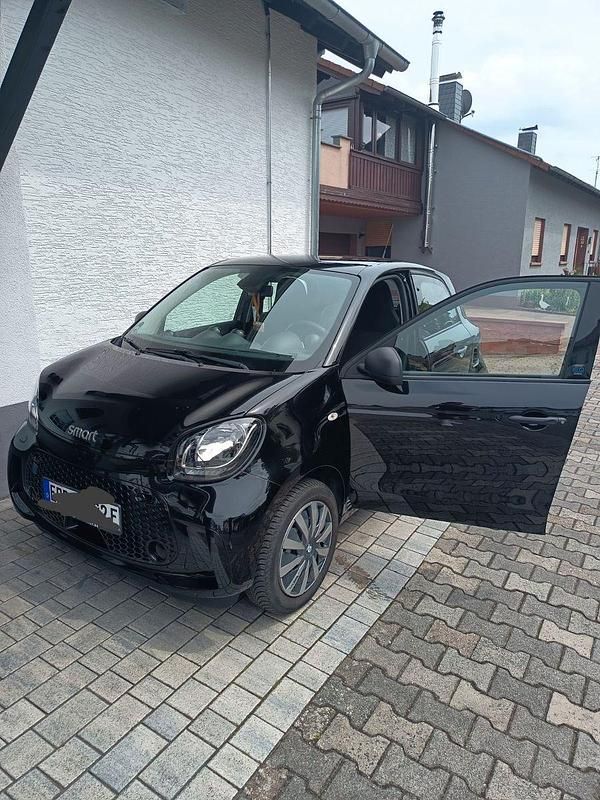 Schwarz Gebraucht 2021 Smart ForFour Electric Drive Kleinwagen | 8.900 € (Fairer Preis) - Bild 1/4