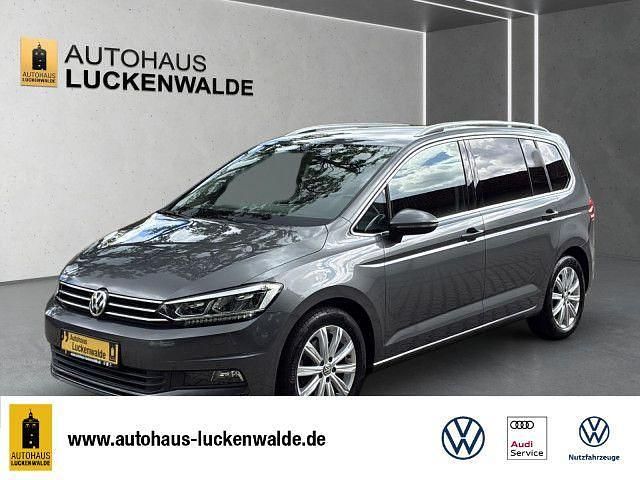 Grau Gebraucht 2019 VW Touran Highline Van / Kleinbus | 24.888 € (Guter Preis) - Bild 1/4