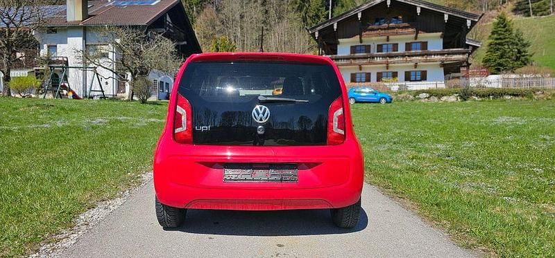 Gebraucht VW up! move up! 60 PS (44 kW) 2015 Rot Kleinwagen