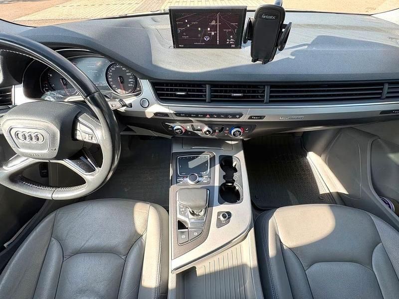 Gebraucht Audi Q7 Ambiente 272 PS (200 kW) 2016 Schwarz SUV