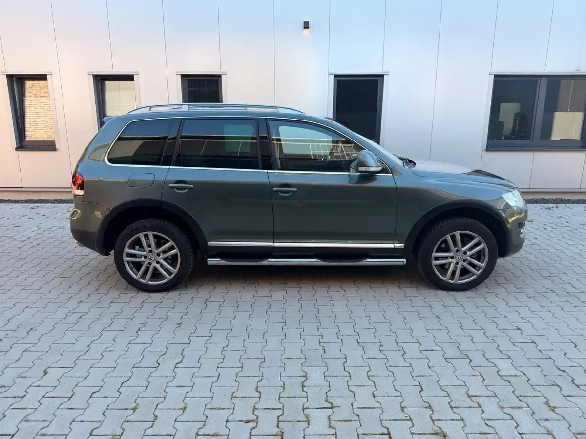 Gebraucht VW Touareg 239 PS (175 kW) 2008 Grün SUV